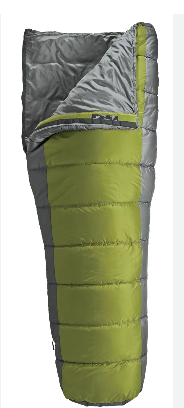 **USED** Ascend 40º Semi-Rectangular Sleeping Bag