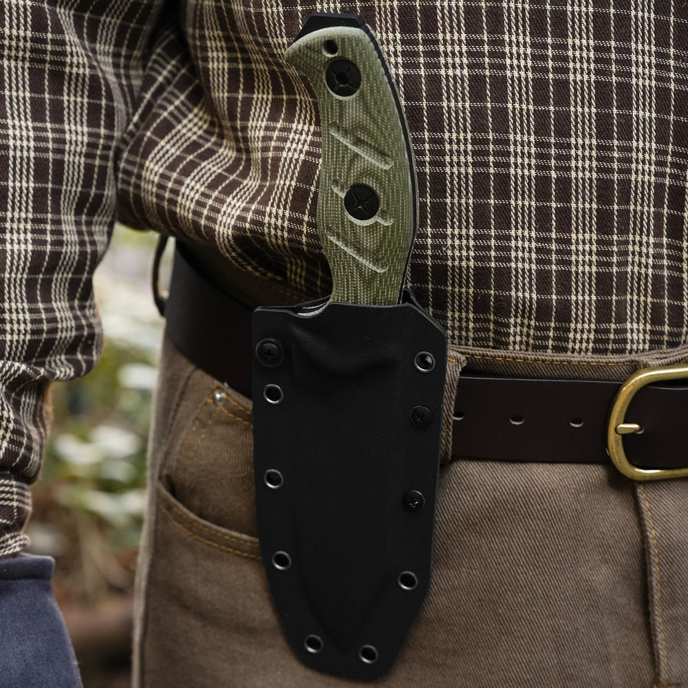 KIZER CUTLERY Sheepdog® Survival | Hammer Pommel · Bow Drill Divot | Green Micarta