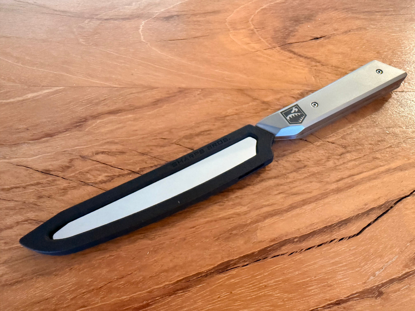 SHARPS BROS. SBKF05. Meanstreak Grill & Steak Knife