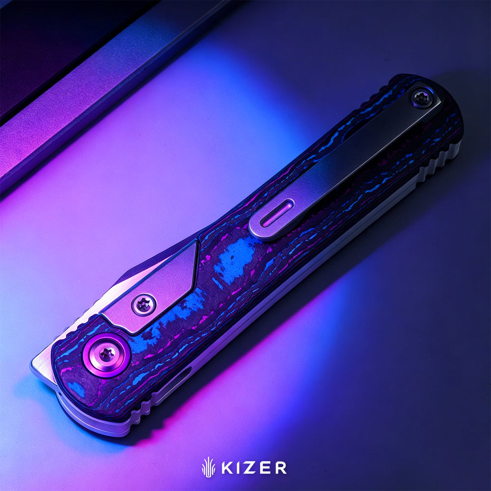 KIZER CUTLERY Feist 3 | CPM S90V + Stonewashed & Flat Brushed | Clip Point | Titanium & CamoCarbon Damtanium | KizerX™ 3499.3A2