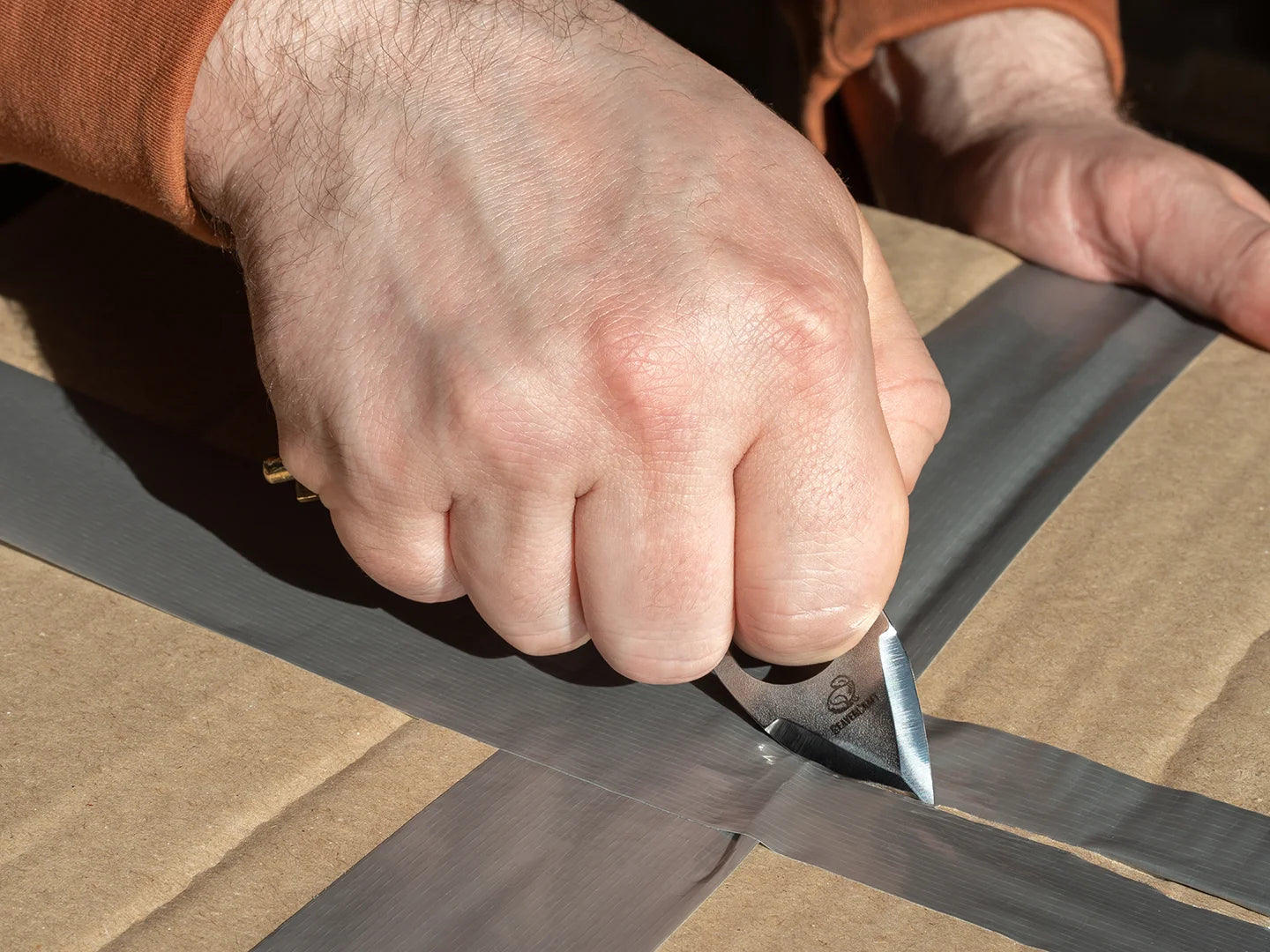 BEAVERCRAFT Small Keychain Knife with Finger Ring and Leather Sheath - PK1