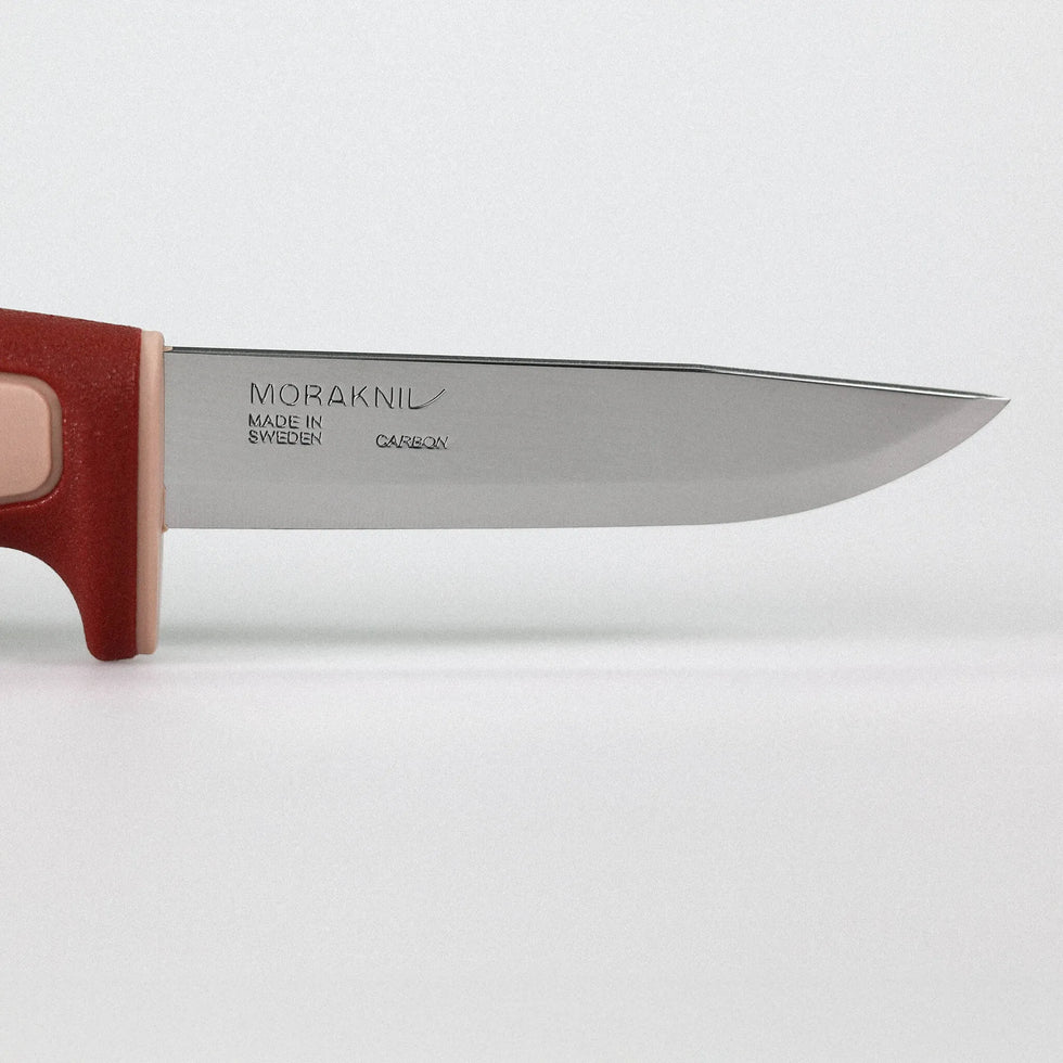 MORA Basic 511 Color of the Year 2026 (C) Dala Red/Orsa Sandstone