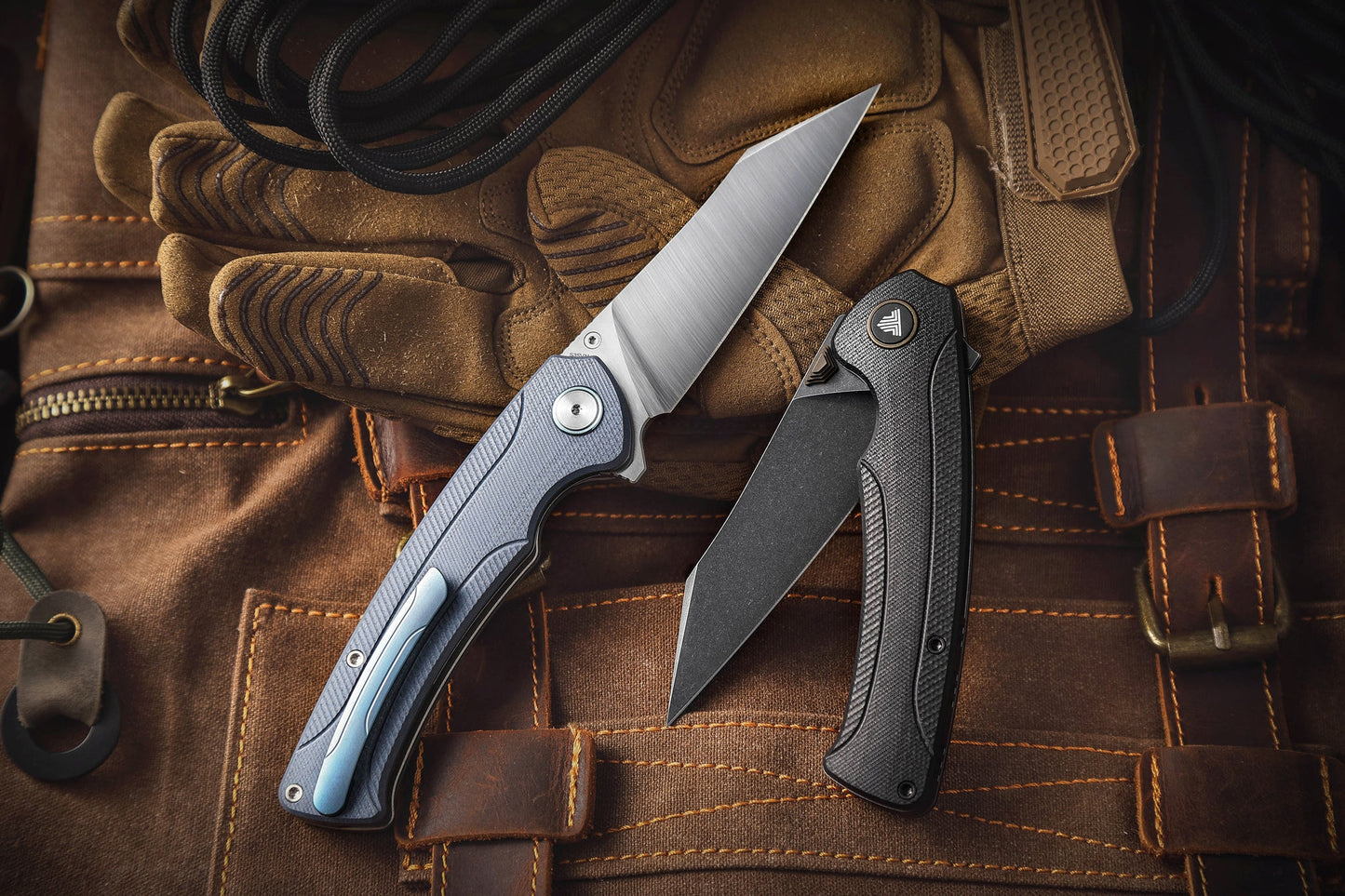 TRIVISA Lynx-03B Thumb Stud,3.66" S35VN Steel,G10 Handle