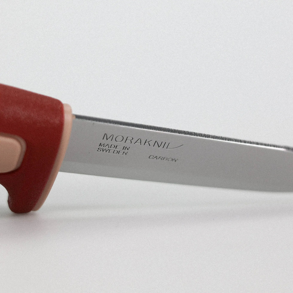 MORA Basic 511 Color of the Year 2026 (C) Dala Red/Orsa Sandstone
