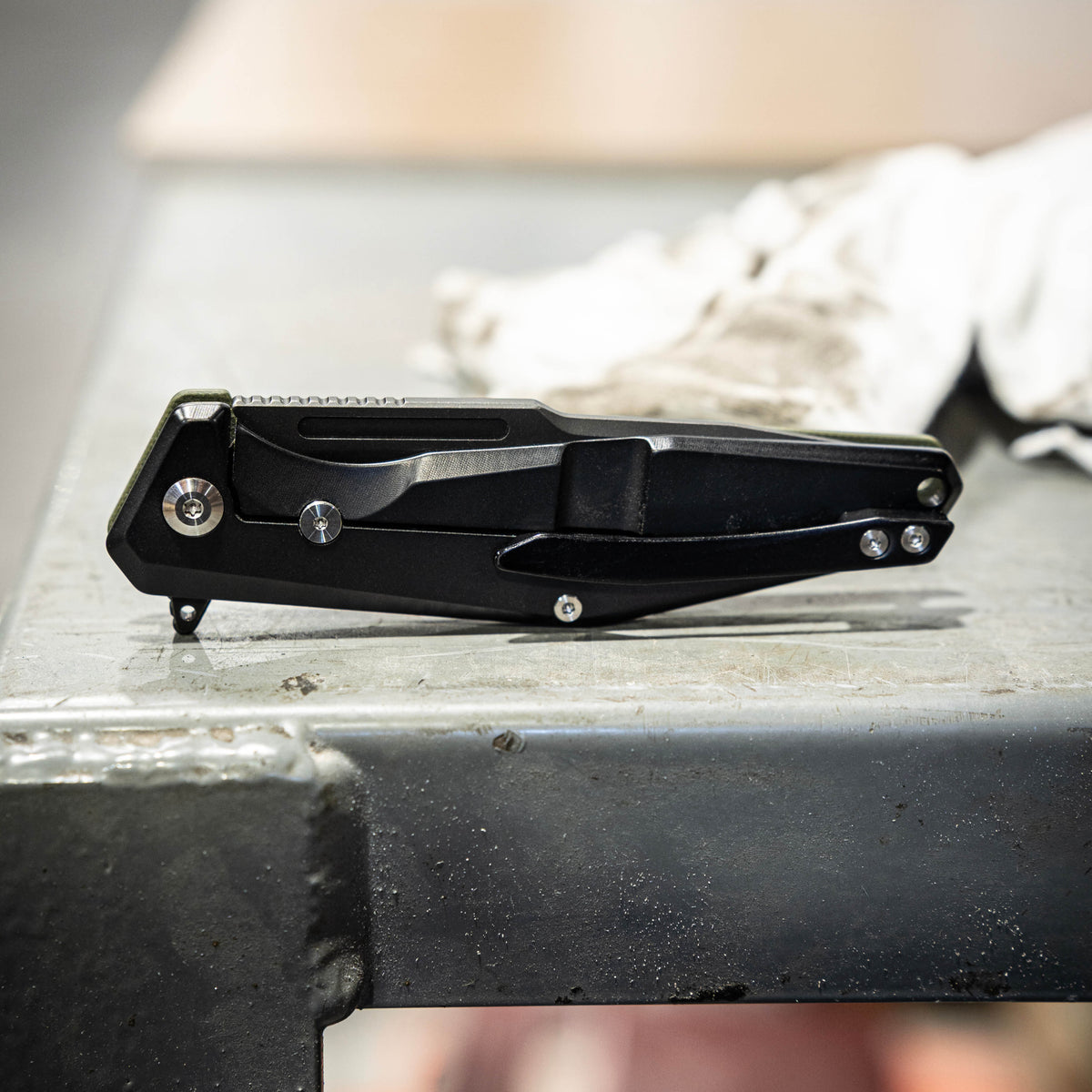 SKALLYWAG TACTICAL Iron Jaw - OD Green