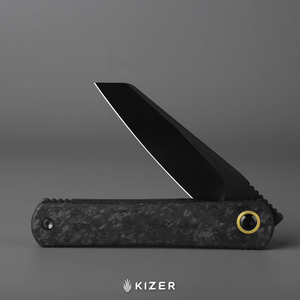 KIZER CUTLERY Feist 3 | CPM S90V + Matte DLC Ultra | Hawkbill | Titanium (Matte DLC Ultra) & CamoCarbon Ultimate Warrior | KizerX™ 3499.3A3