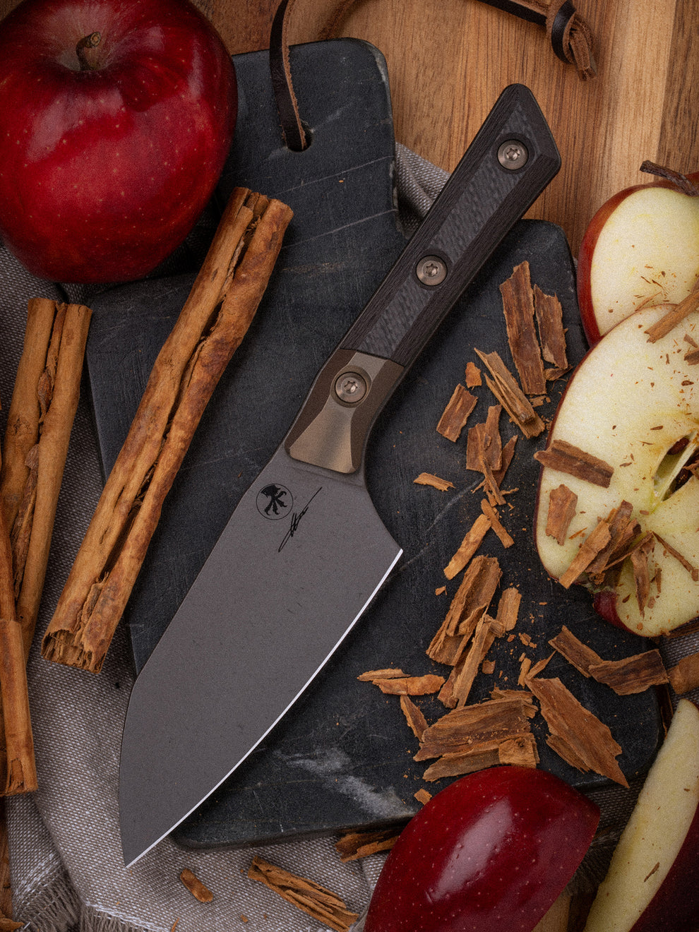 Microtech Gear Santoku 4" Knife Signature Series DLC Standard Titanium Bolster Carbon Fiber (3300B-1DLCCFS)