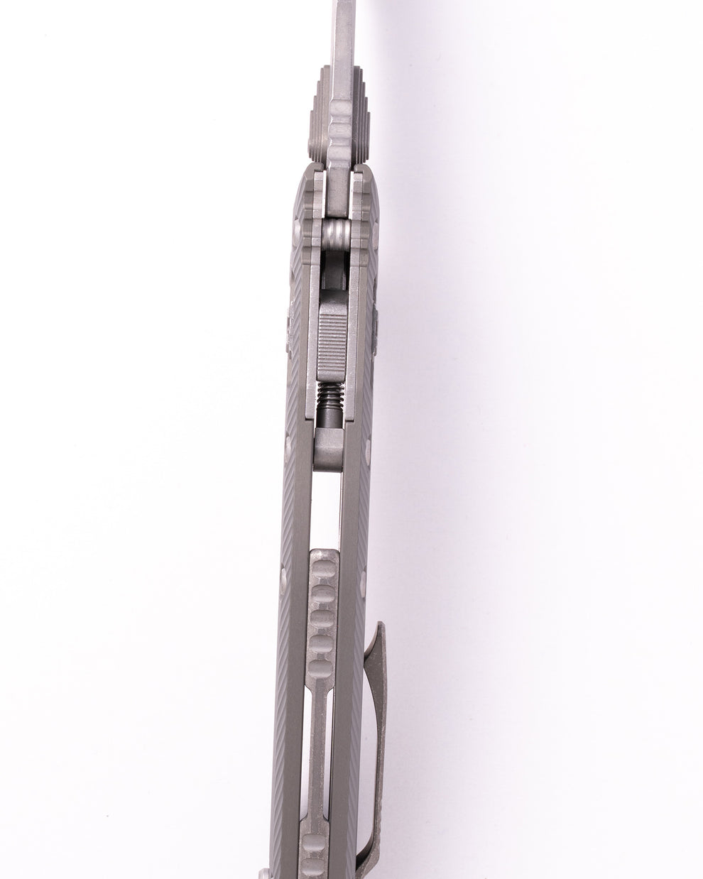 MICROTECH Amphibian® - RAM-LOK™ S/E Apocalyptic® Part Serrate Natural Clear (137RL-11APFLNC)