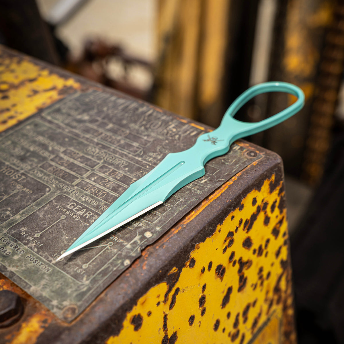 SKALLYWAG TACTICAL D2 DAGGER - Teal