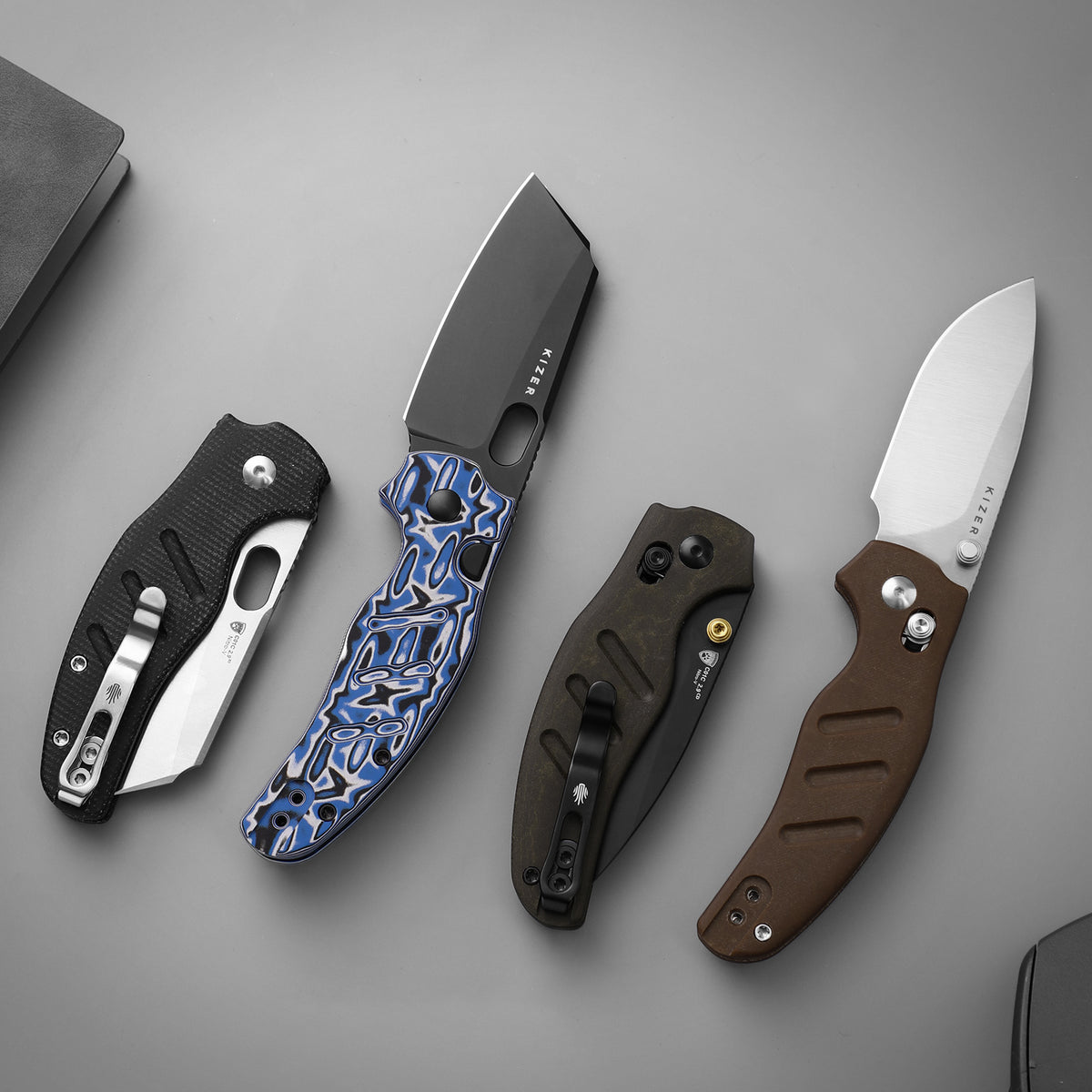 KIZER CUTLERY Sheepdog® C01C 2.9 CD | Kizer Clutch Lock™ | Richlite | Nitro-V | PVD Coating | KizerV™ 3488.29CDA2