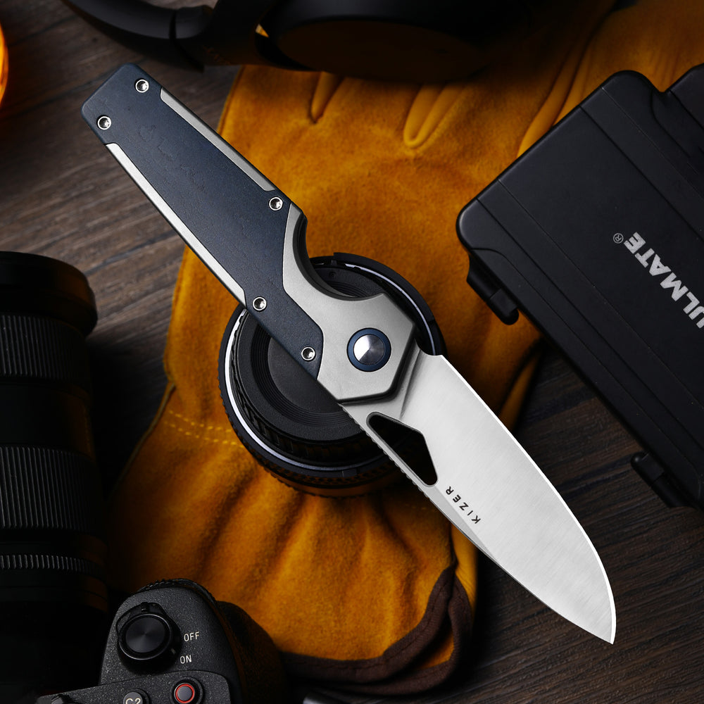 KIZER CUTLERY Serpentine | M390 | Titanium & Blue Richlite | Satin