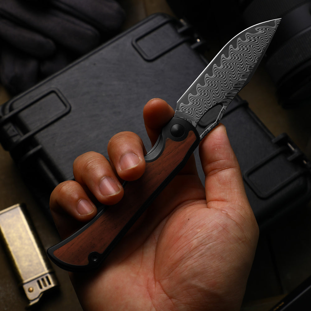 KIZER CUTLERY Allure | Acid Washed Damascus | Titanium & Panama Rosewood