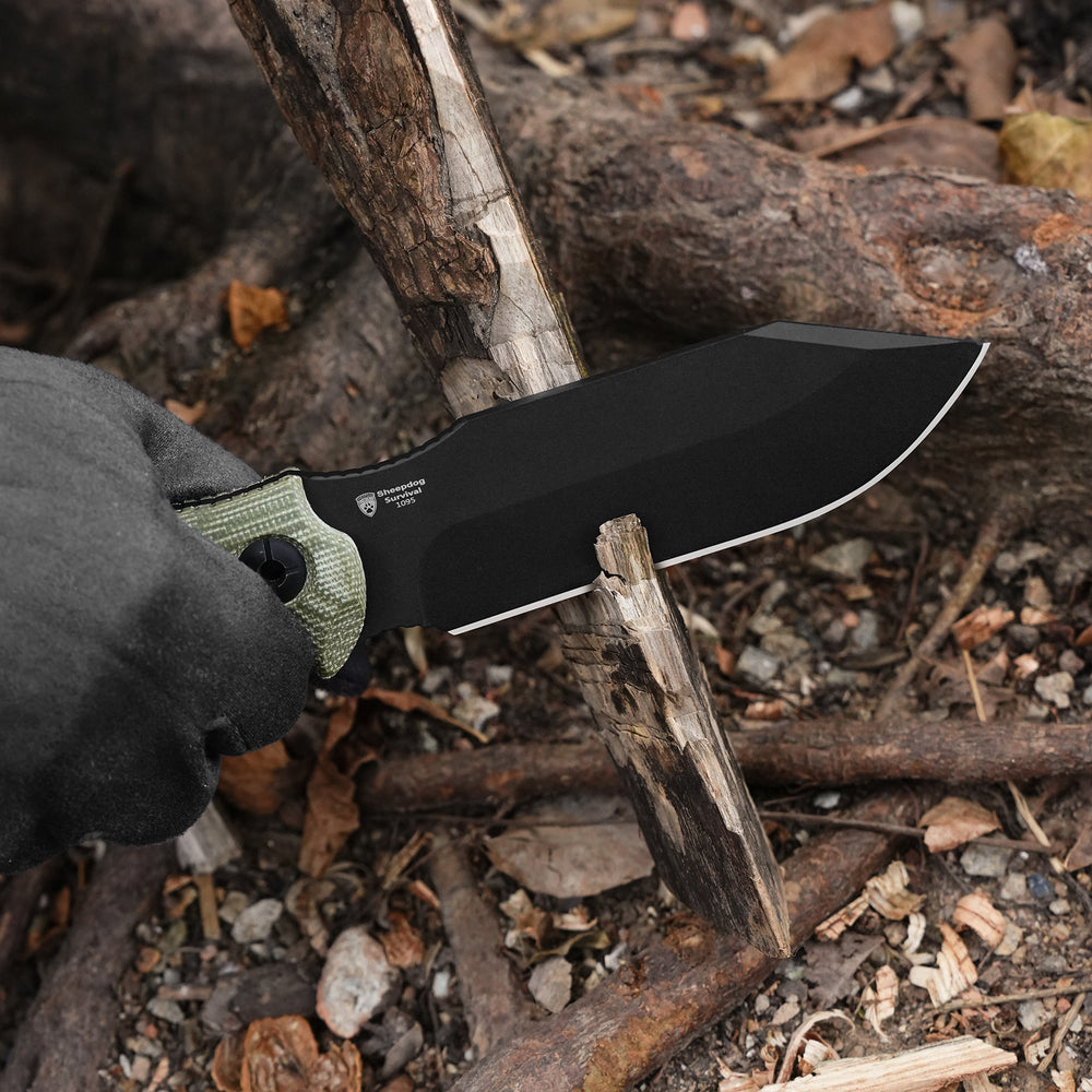 KIZER CUTLERY Sheepdog® Survival | Hammer Pommel · Bow Drill Divot | Green Micarta