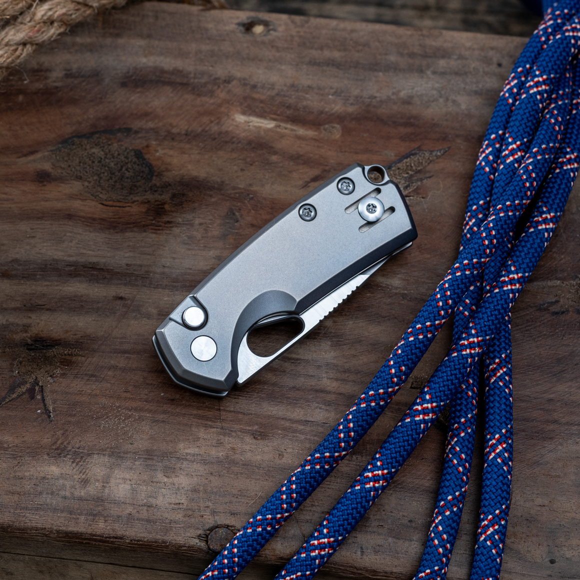 GIANT MOUSE Tipsy - Titanium