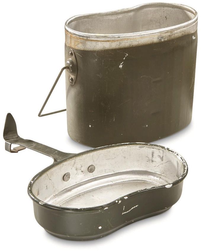 **USED** Romanian 2pc Mess Kit