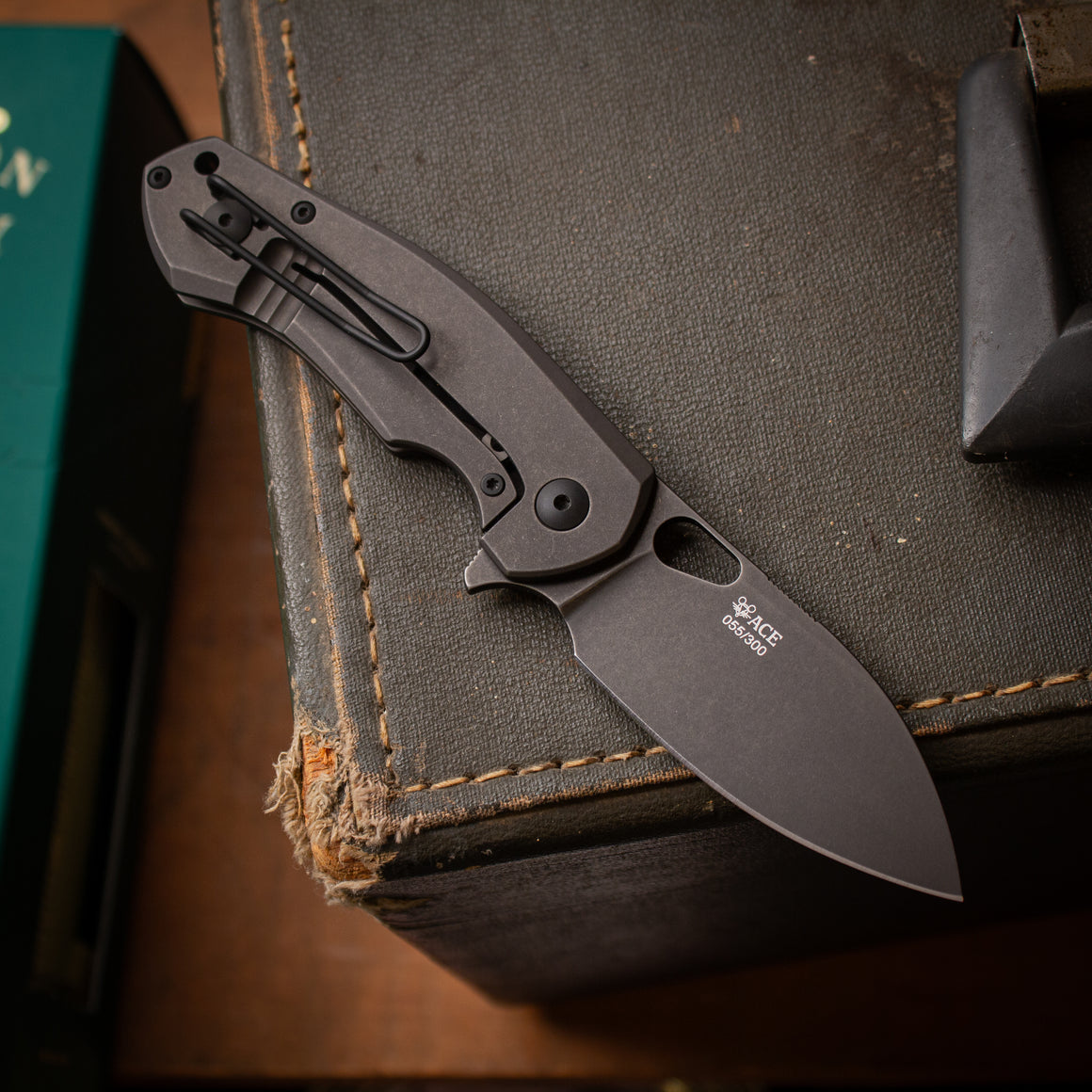 GIANT MOUSE ACE Biblio FL - Blackout