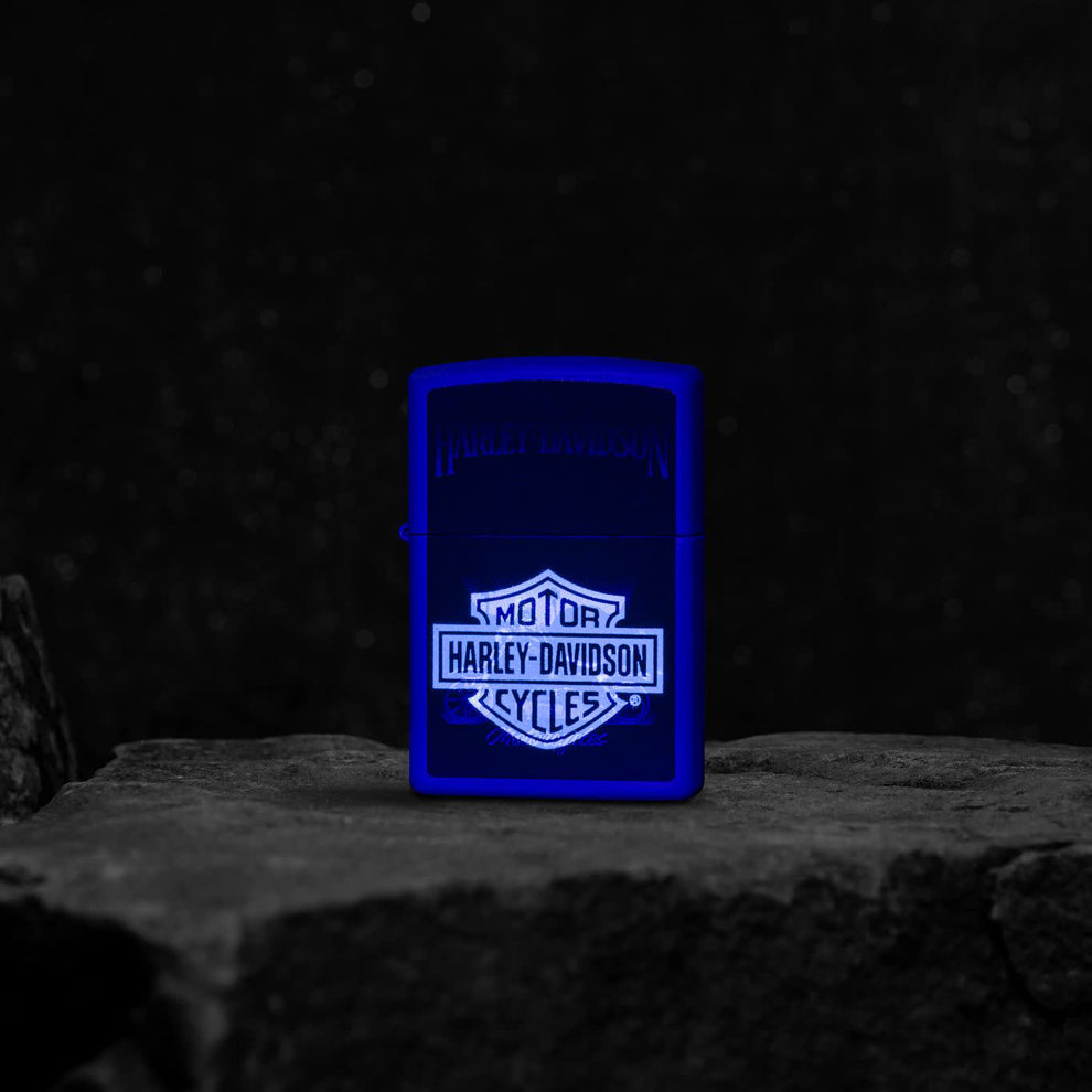 ZIPPO Harley-Davidson® Black Light Motorcycle Design